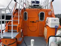 Rettungsboot zu verkaufen