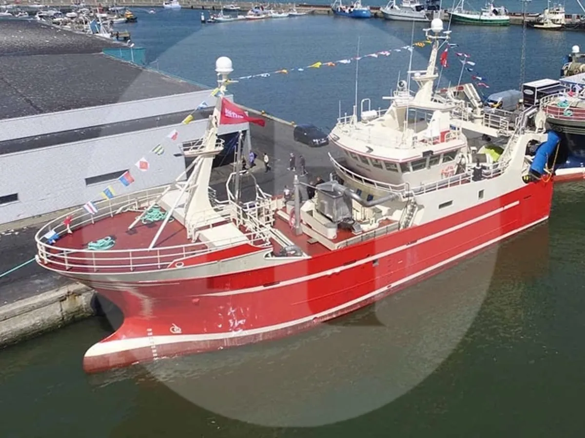 Fischereifahrzeug zu verkaufen