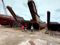 Landungsboot, Tank zu verkaufen