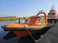 Festrumpf-Schlauchboot zu verkaufen
