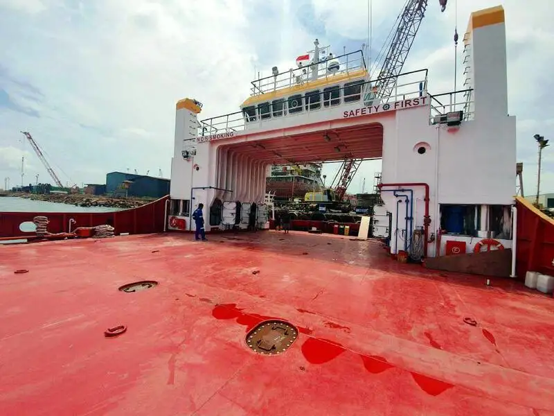 Landungsboot, Tank zu verkaufen