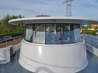 Kreuzfahrtschiff zu verkaufen