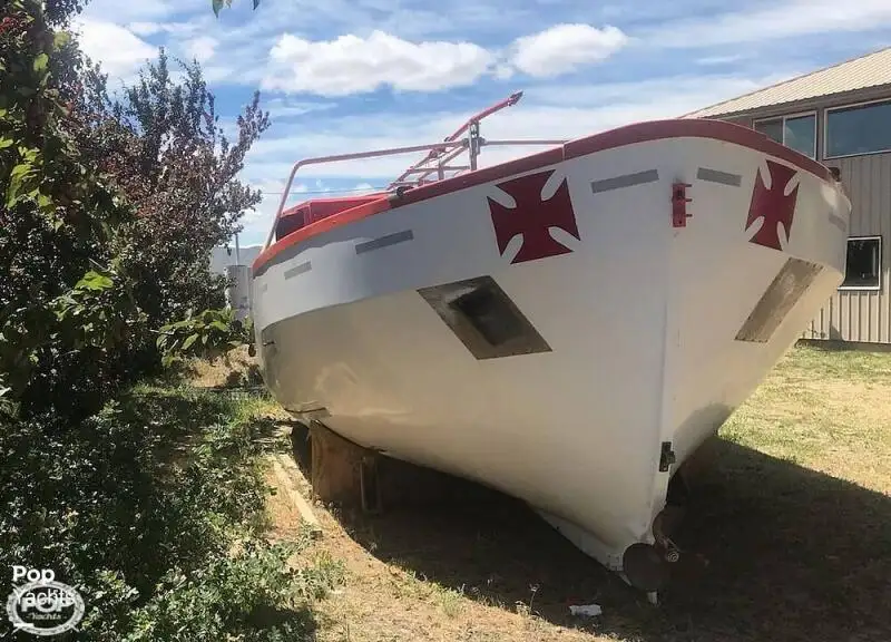 Rettungsboot zu verkaufen