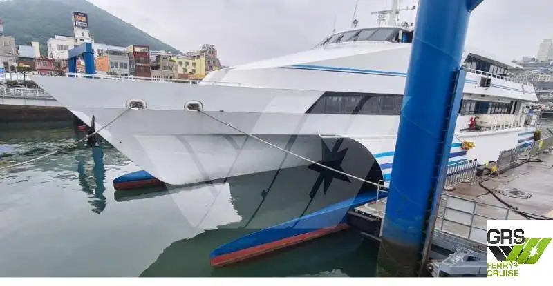 Passagierschiff zu verkaufen