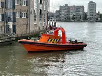 Festrumpf-Schlauchboot zu verkaufen