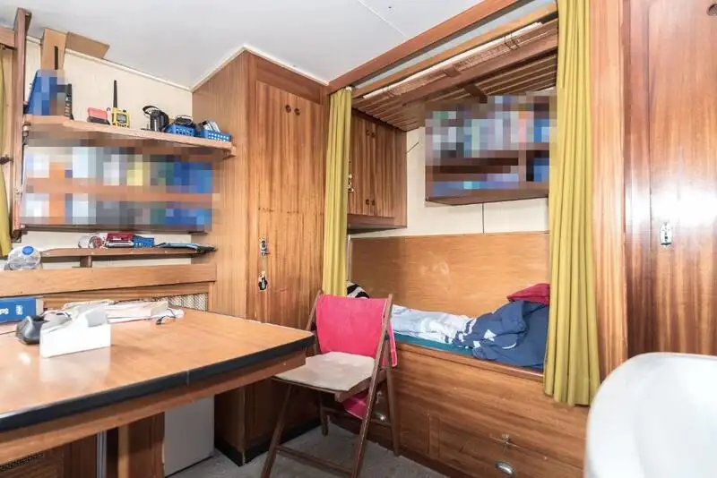 Schleppboot zu verkaufen