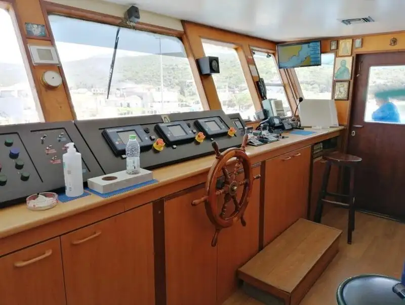 Kreuzfahrtschiff zu verkaufen