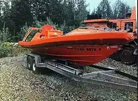 Rettungsschiff zu verkaufen