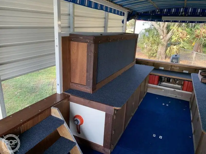 Kreuzfahrtschiff zu verkaufen