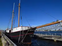 Restaurantschiff zu verkaufen