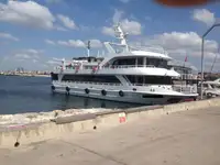 Kreuzfahrtschiff zu verkaufen