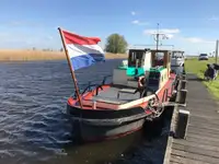 Schleppboot zu verkaufen