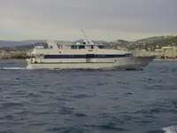 Fährschiff zu verkaufen