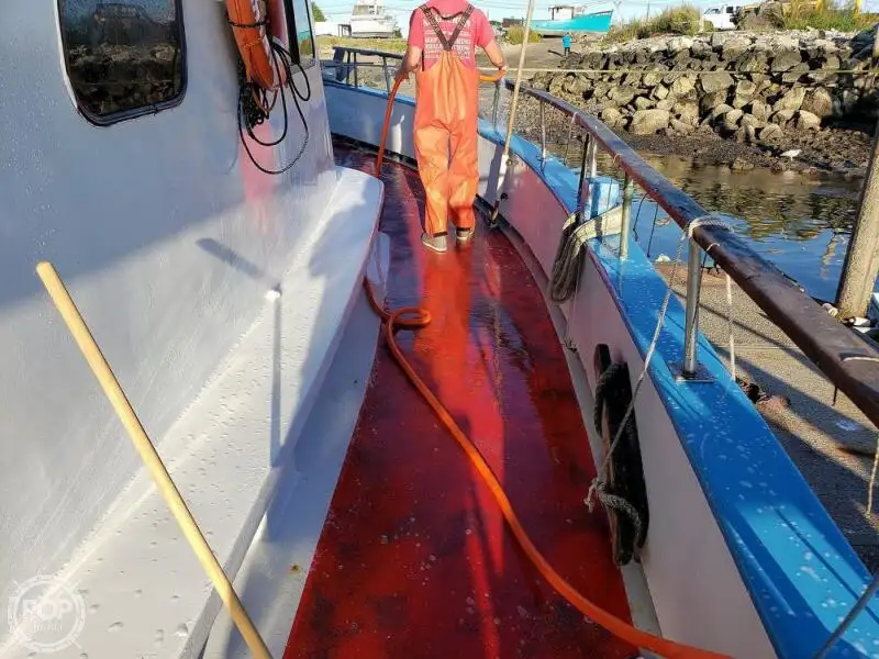 Fährschiff zu verkaufen
