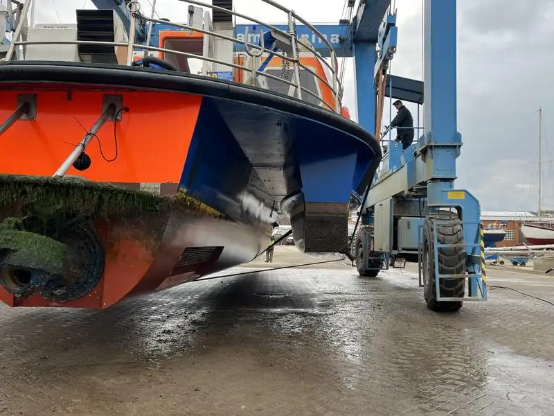 Kreuzfahrtschiff zu verkaufen