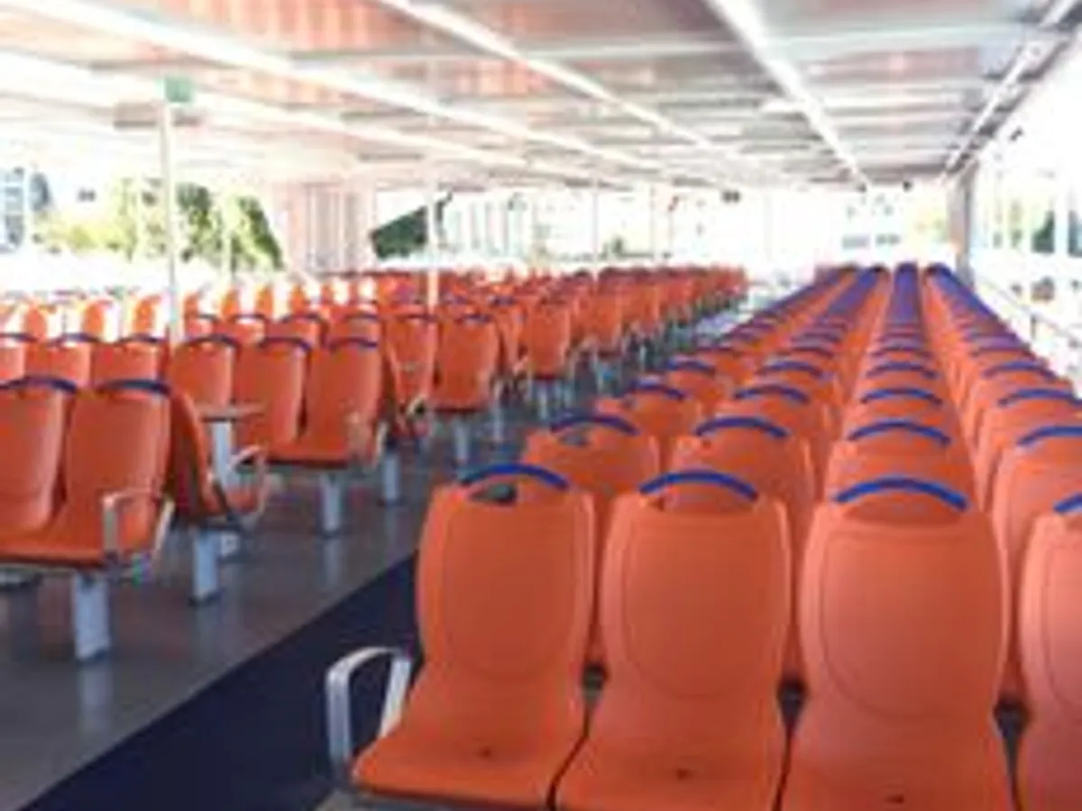 Passagierschiff zu verkaufen