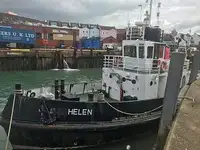 Schleppboot zu verkaufen
