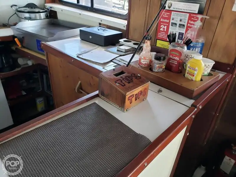 Fährschiff zu verkaufen