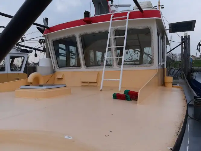 Trawler zu verkaufen