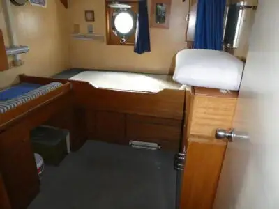 Forschungsschiff zu verkaufen