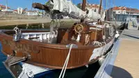 Fährschiff zu verkaufen