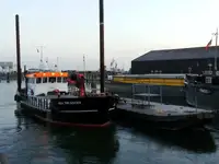 Arbeitsboote zu verkaufen