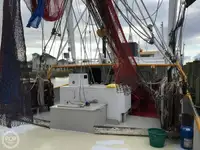 Trawler zu verkaufen