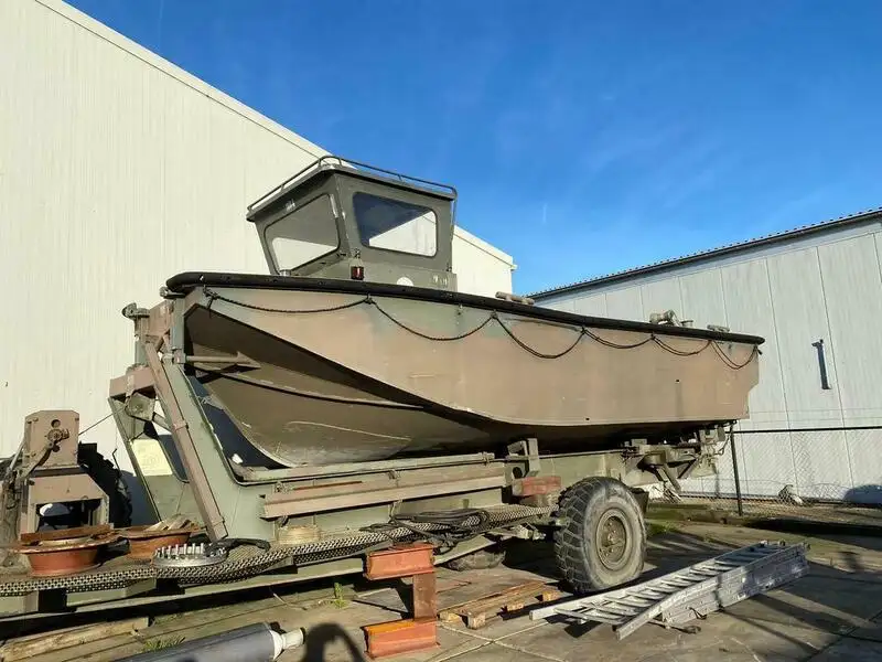 Schleppboot zu verkaufen