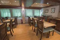 Kreuzfahrtschiff zu verkaufen