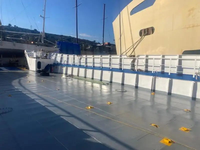 Fährschiff zu verkaufen