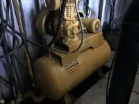 Schleppboot zu verkaufen