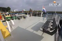 Schwimmendes Hotel zu verkaufen