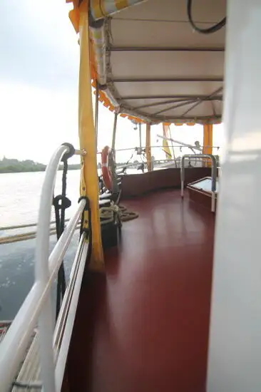 Kreuzfahrtschiff zu verkaufen