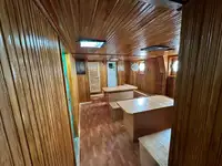 Trawler zu verkaufen