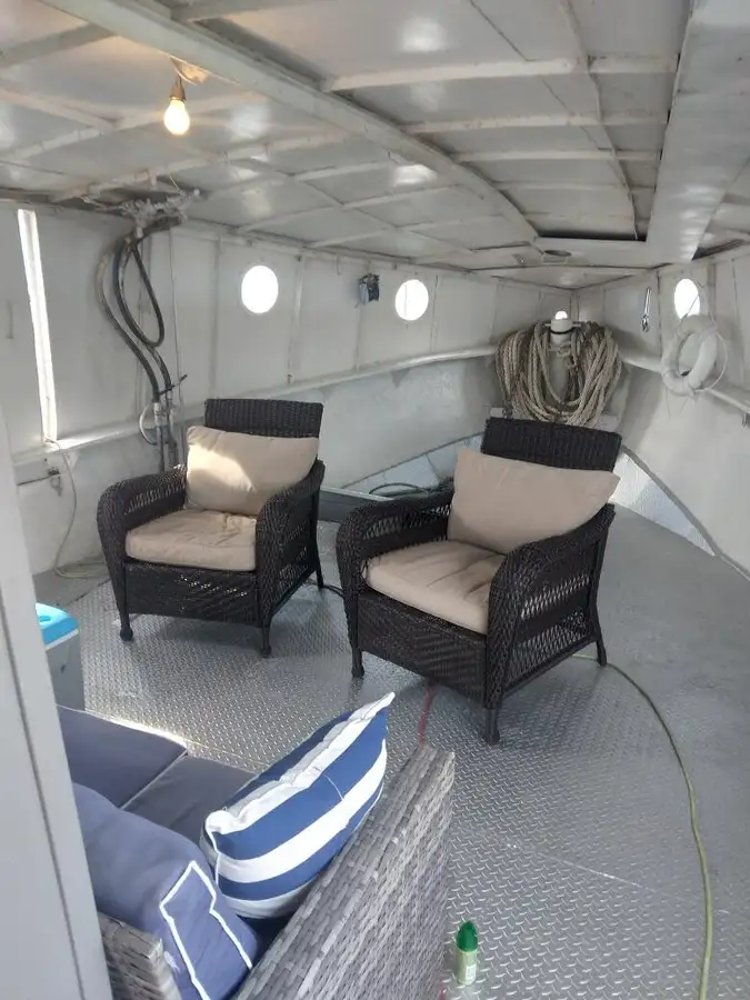 Schleppboot zu verkaufen