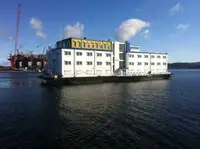 Floating hotel zu verkaufen
