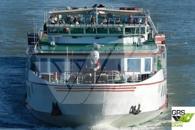 Kreuzfahrtschiff zu verkaufen