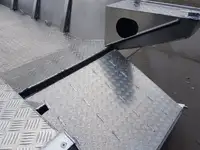 Landungsboot, Tank zu verkaufen