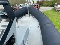 Festrumpf-Schlauchboot zu verkaufen