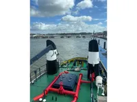 Schleppboot zu verkaufen