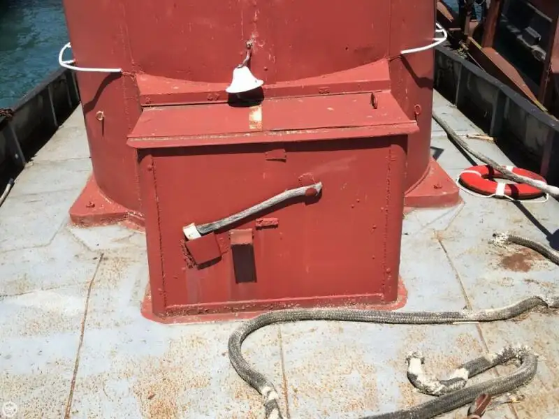 Schleppboot zu verkaufen