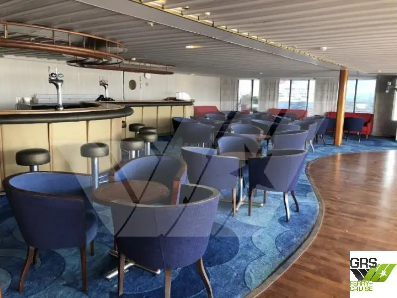 Kreuzfahrtschiff zu verkaufen