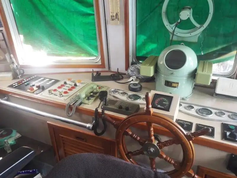 Schleppboot zu verkaufen