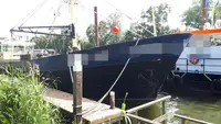 Trawler zu verkaufen
