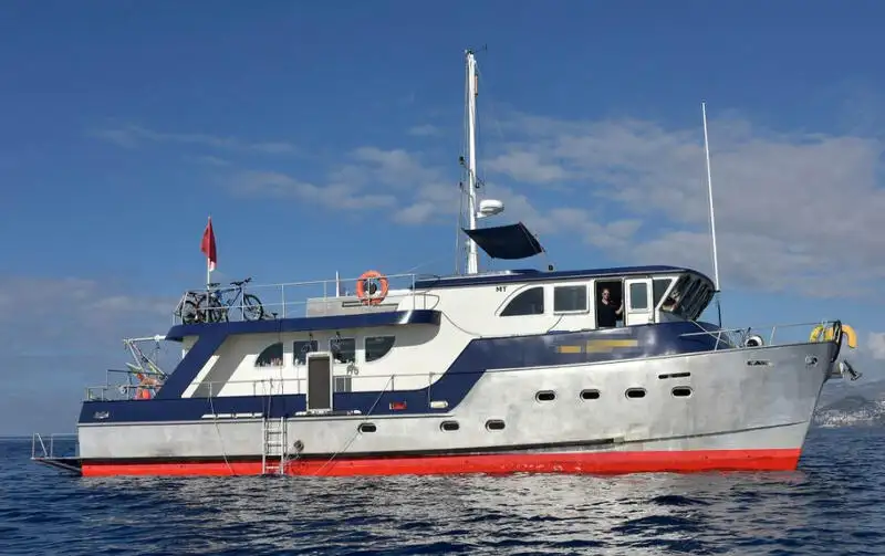 Schleppboot zu verkaufen