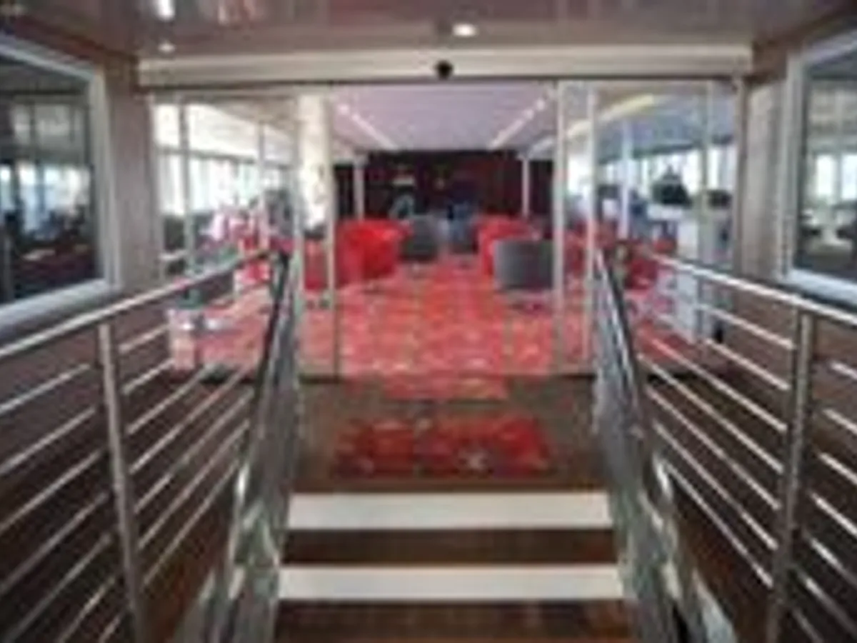 Kreuzfahrtschiff zu verkaufen