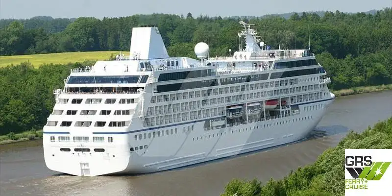 Kreuzfahrtschiff zu verkaufen