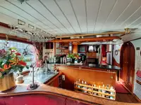 Kreuzfahrtschiff zu verkaufen