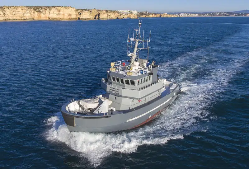 Schleppboot zu verkaufen