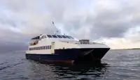 Fährschiff zu verkaufen
